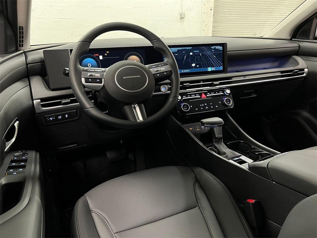 new 2025 Hyundai Tucson car, priced at $32,915
