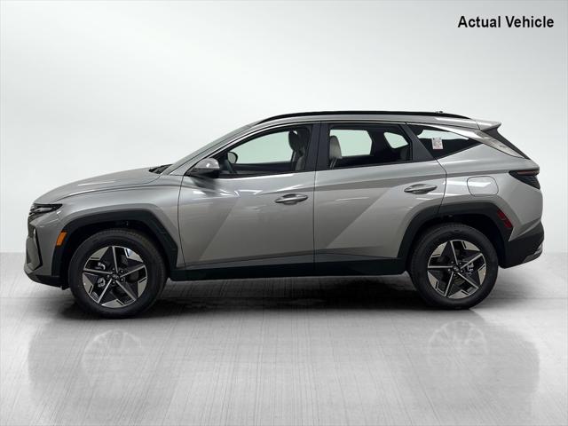 new 2025 Hyundai TUCSON Hybrid car, priced at $36,817