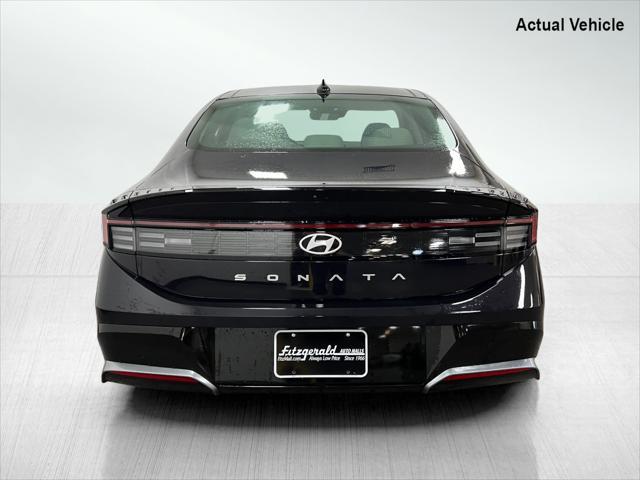 new 2024 Hyundai Sonata car, priced at $29,002