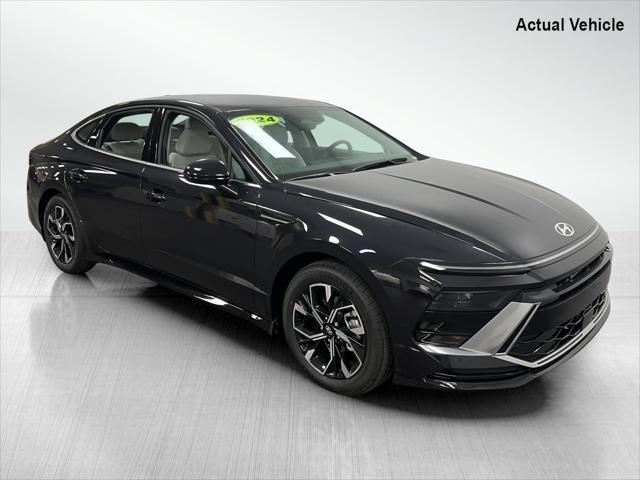 new 2024 Hyundai Sonata car, priced at $27,242