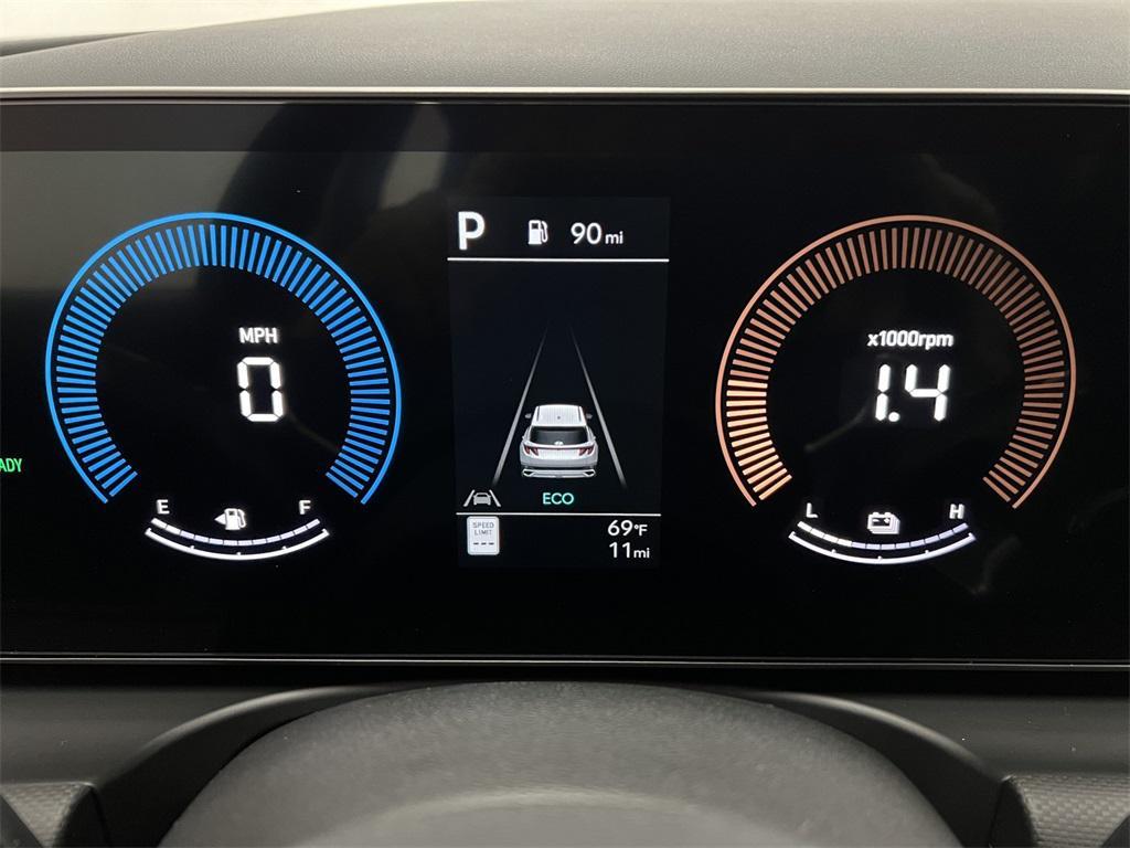 new 2025 Hyundai TUCSON Hybrid car, priced at $32,484