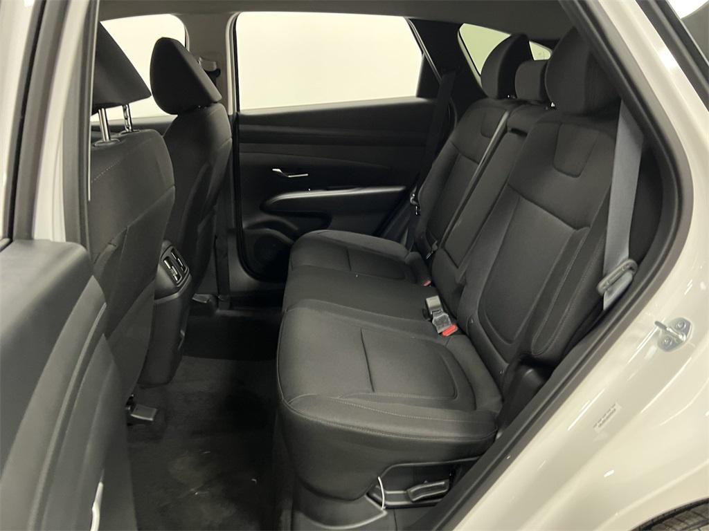 new 2025 Hyundai TUCSON Hybrid car, priced at $32,484