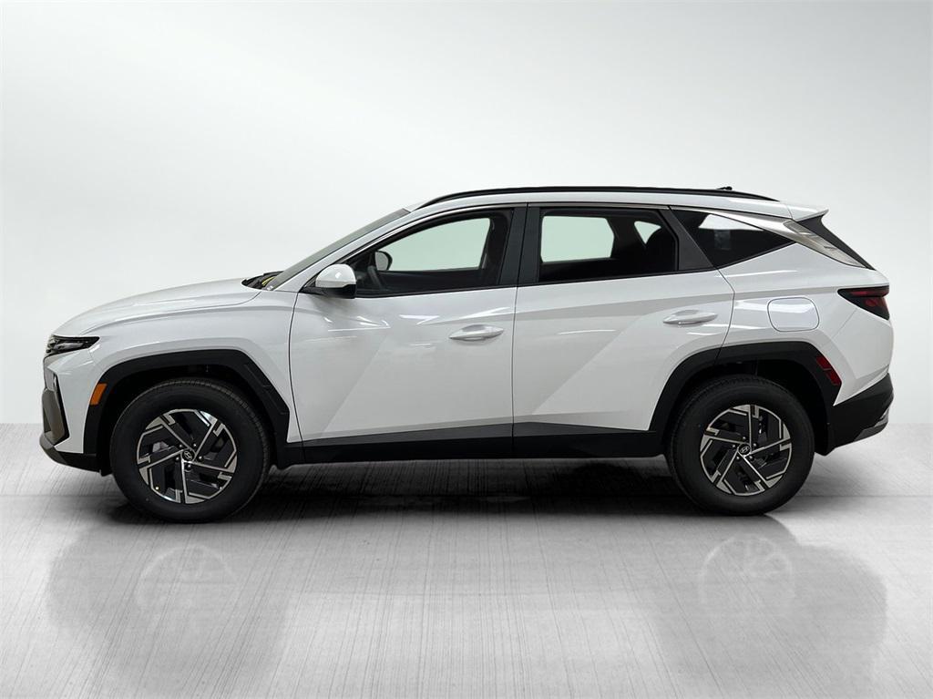 new 2025 Hyundai TUCSON Hybrid car, priced at $32,484