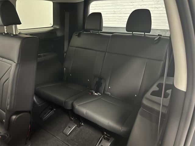 new 2025 Hyundai Santa Fe car, priced at $35,179