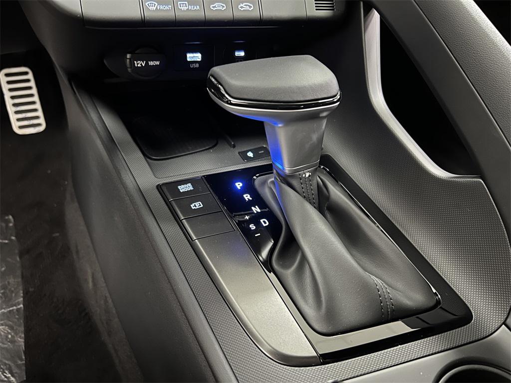 new 2025 Hyundai Elantra car, priced at $23,620