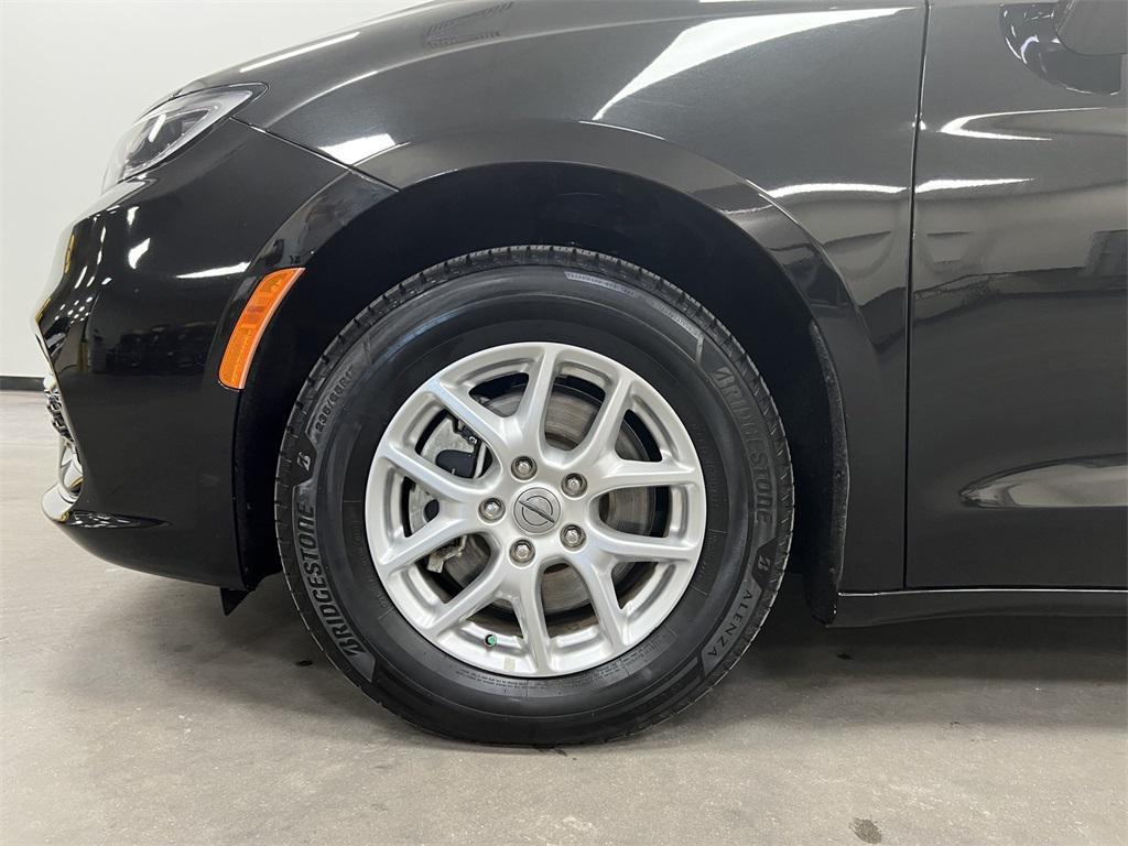 used 2022 Chrysler Pacifica car, priced at $18,995