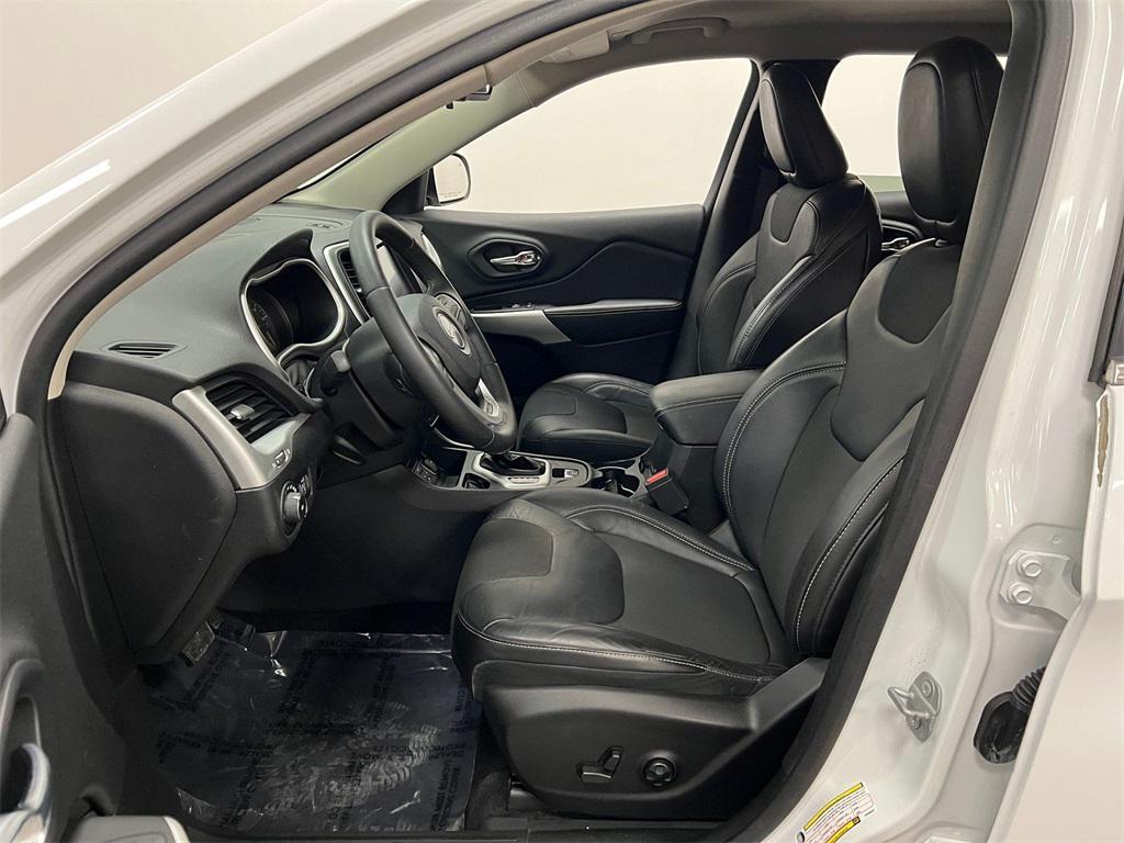 used 2018 Jeep Cherokee car, priced at $14,495