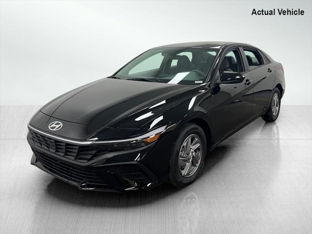 new 2025 Hyundai Elantra car, priced at $21,735
