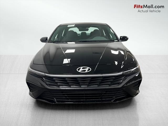 new 2025 Hyundai Elantra car, priced at $21,735
