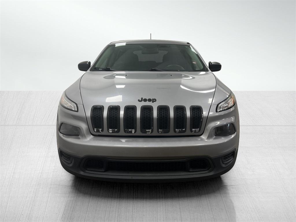 used 2016 Jeep Cherokee car, priced at $8,195