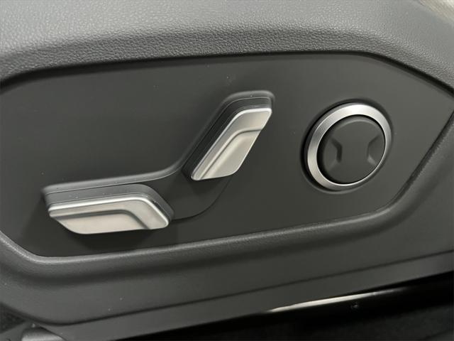 new 2025 Hyundai Santa Fe car, priced at $35,179