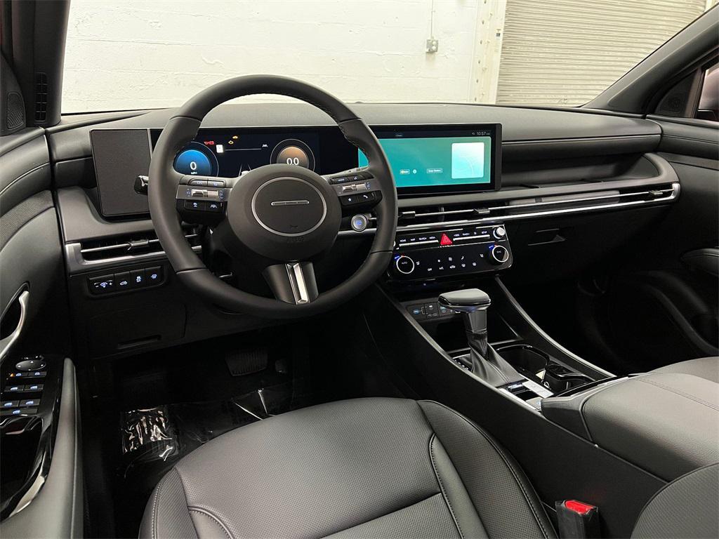 new 2025 Hyundai SANTA CRUZ car, priced at $40,038