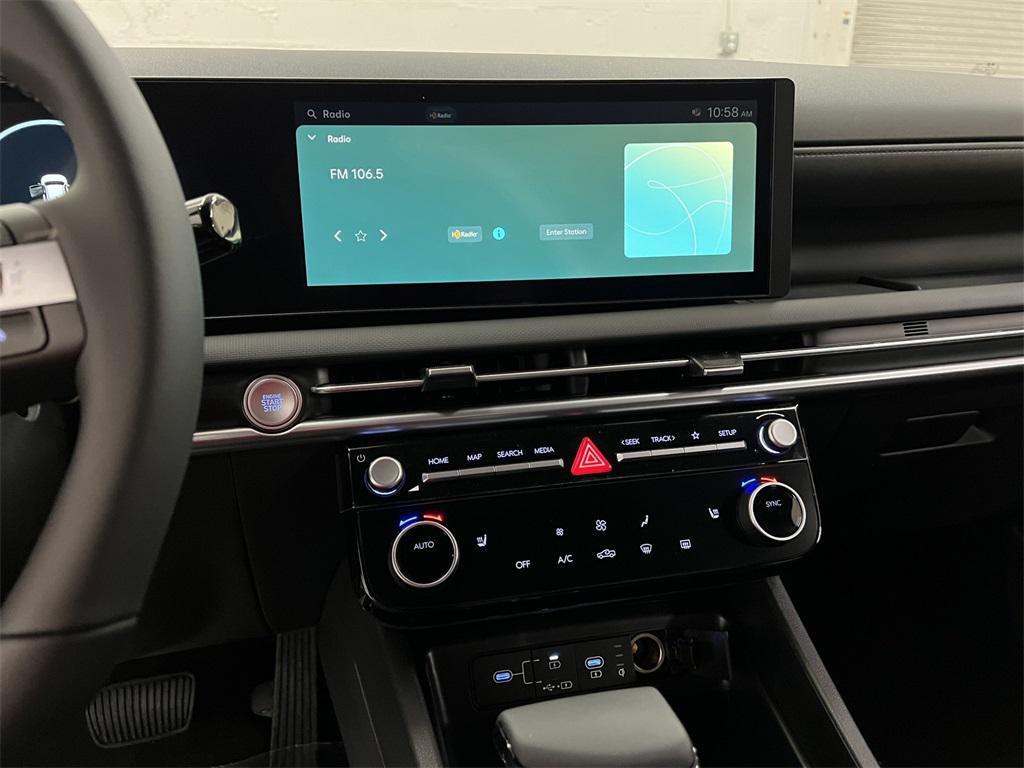 new 2025 Hyundai SANTA CRUZ car, priced at $40,038