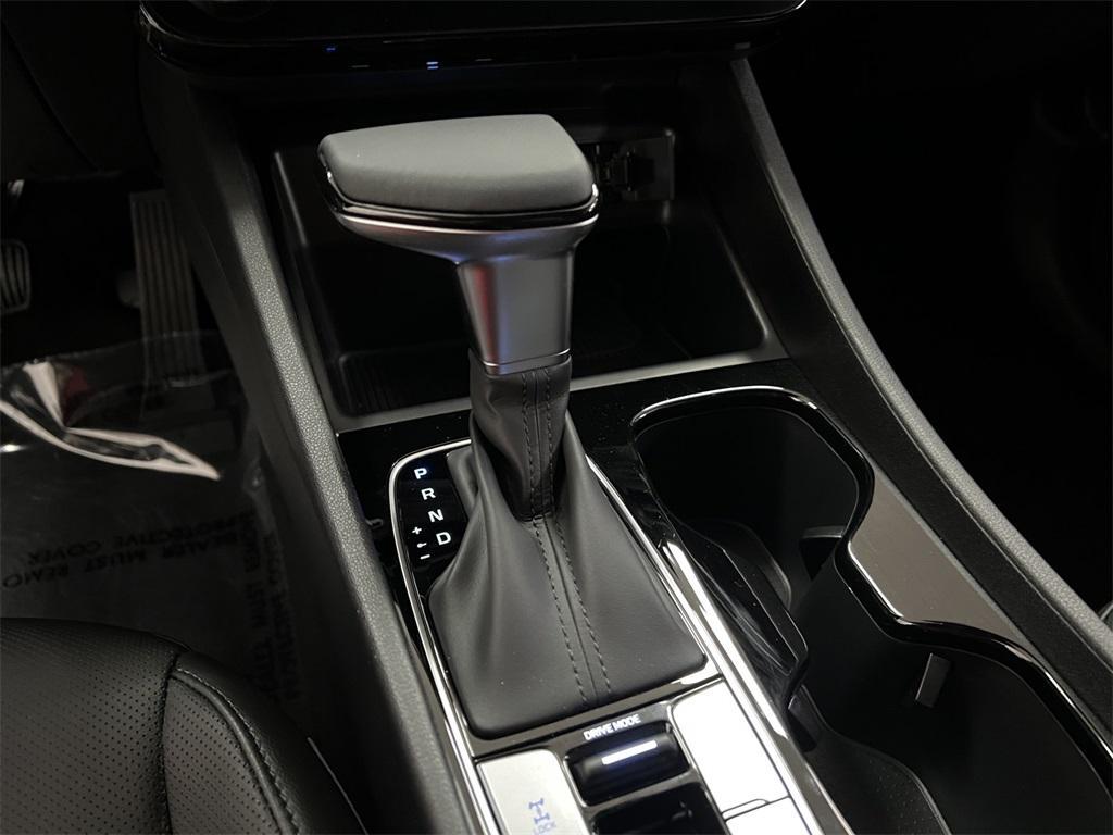 new 2025 Hyundai SANTA CRUZ car, priced at $40,038