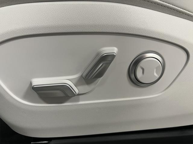 new 2026 Hyundai IONIQ 9 car, priced at $64,348