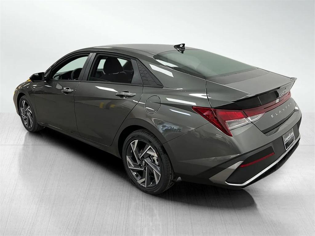 new 2025 Hyundai Elantra car, priced at $23,606