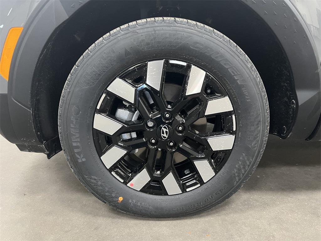 new 2025 Hyundai SANTA CRUZ car, priced at $30,498