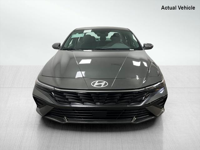 new 2025 Hyundai Elantra car, priced at $25,527