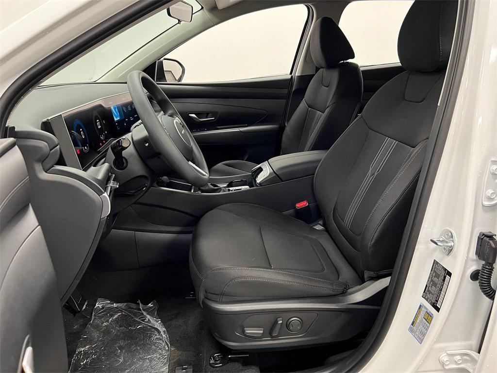 new 2026 Hyundai Tucson car, priced at $31,596