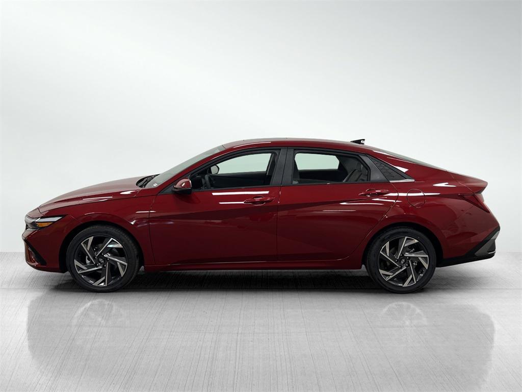 new 2025 Hyundai ELANTRA HEV car, priced at $28,713