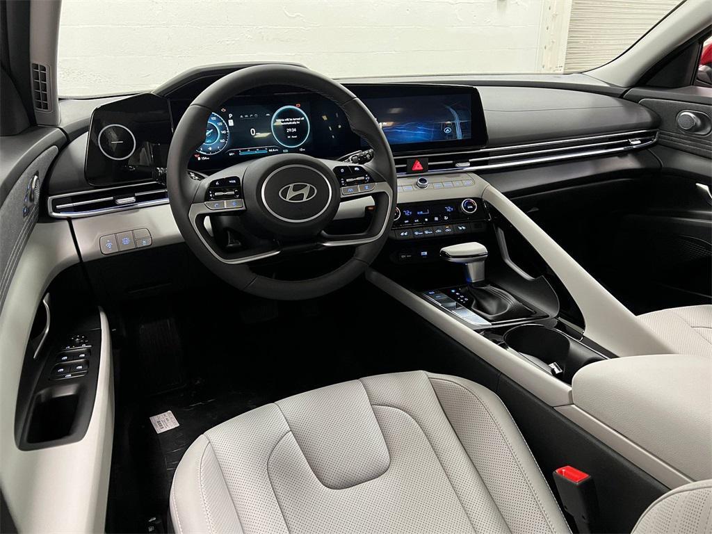 new 2025 Hyundai ELANTRA HEV car, priced at $28,713