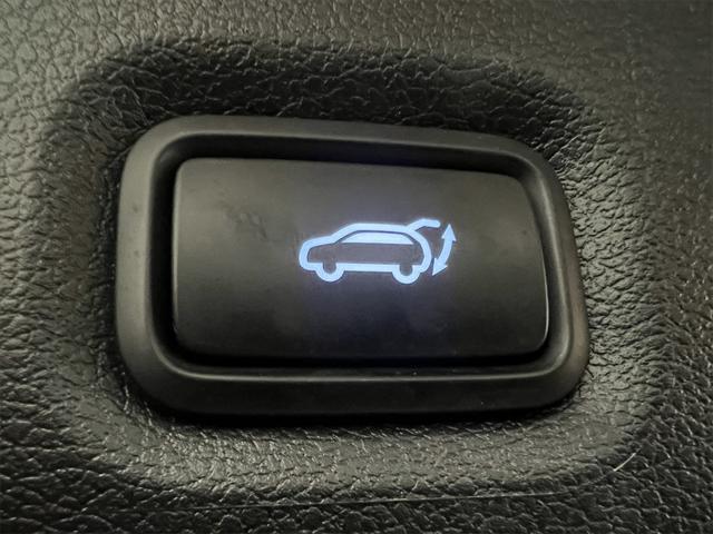 used 2023 Hyundai Santa Fe car, priced at $23,695