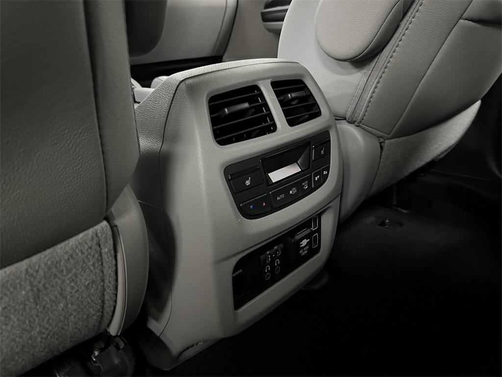 used 2021 Honda Pilot car, priced at $26,595
