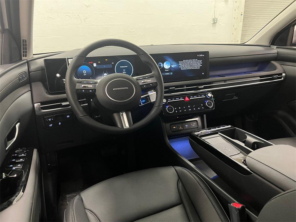 new 2025 Hyundai Tucson car, priced at $38,004