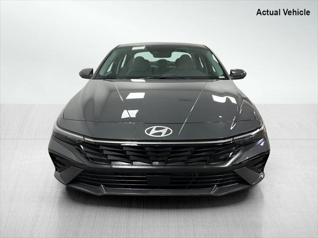 new 2025 Hyundai Elantra car, priced at $29,377
