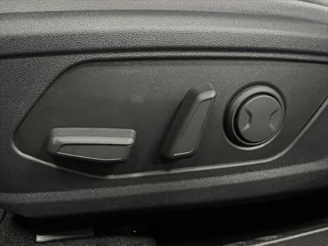 new 2025 Hyundai Elantra car, priced at $29,377