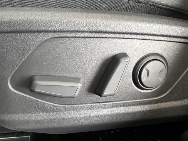 new 2025 Hyundai TUCSON Hybrid car, priced at $41,062
