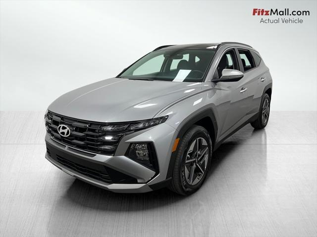 new 2025 Hyundai TUCSON Hybrid car, priced at $35,397