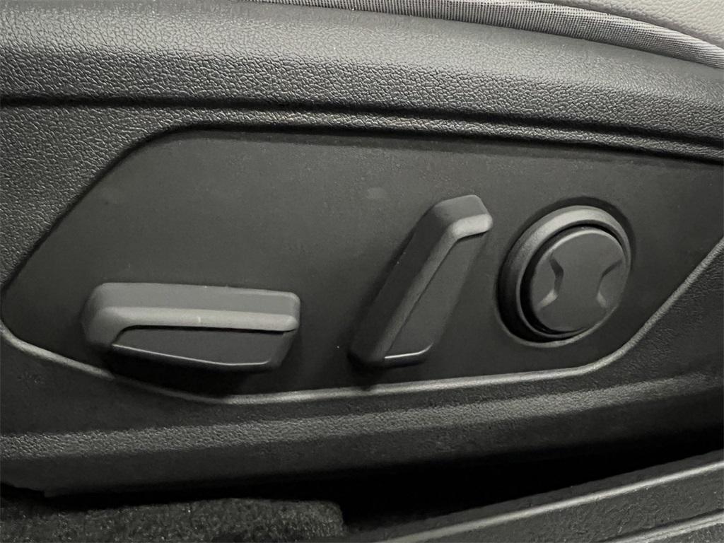 new 2025 Hyundai Elantra car, priced at $27,554
