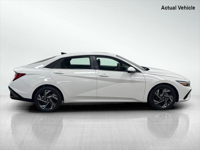 new 2025 Hyundai Elantra car, priced at $26,013
