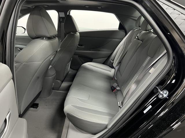 new 2025 Hyundai Elantra car, priced at $25,216