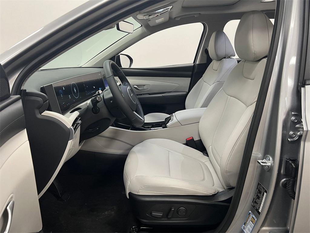 new 2025 Hyundai Tucson car, priced at $32,961