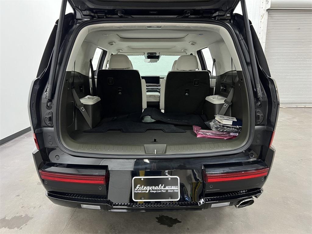used 2024 Hyundai Santa Fe car, priced at $37,295
