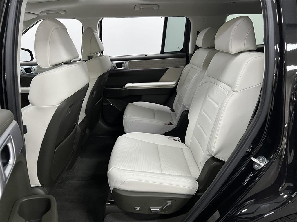 used 2024 Hyundai Santa Fe car, priced at $37,295