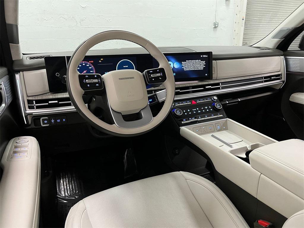 used 2024 Hyundai Santa Fe car, priced at $37,295