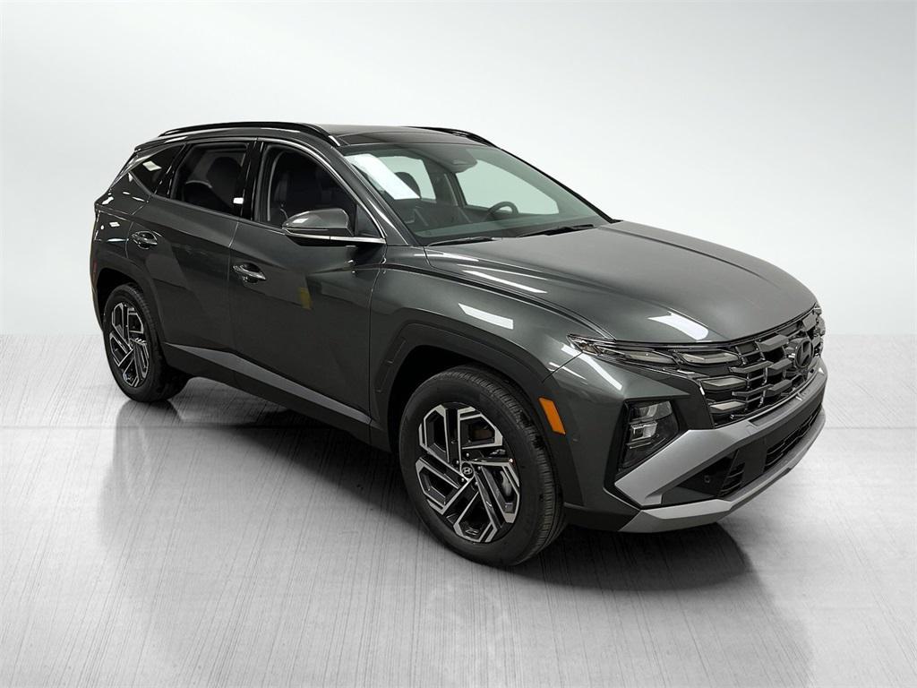 new 2025 Hyundai TUCSON Hybrid car, priced at $39,796