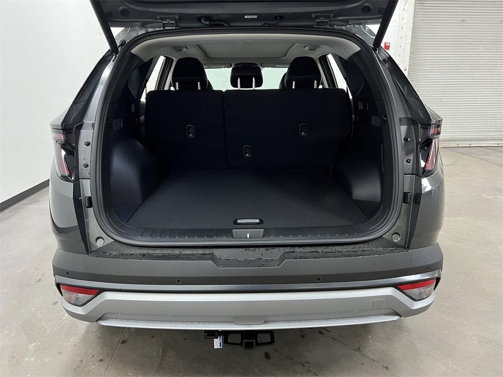 new 2025 Hyundai TUCSON Hybrid car, priced at $39,796