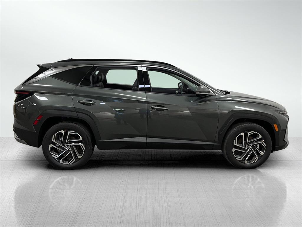 new 2025 Hyundai TUCSON Hybrid car, priced at $39,796