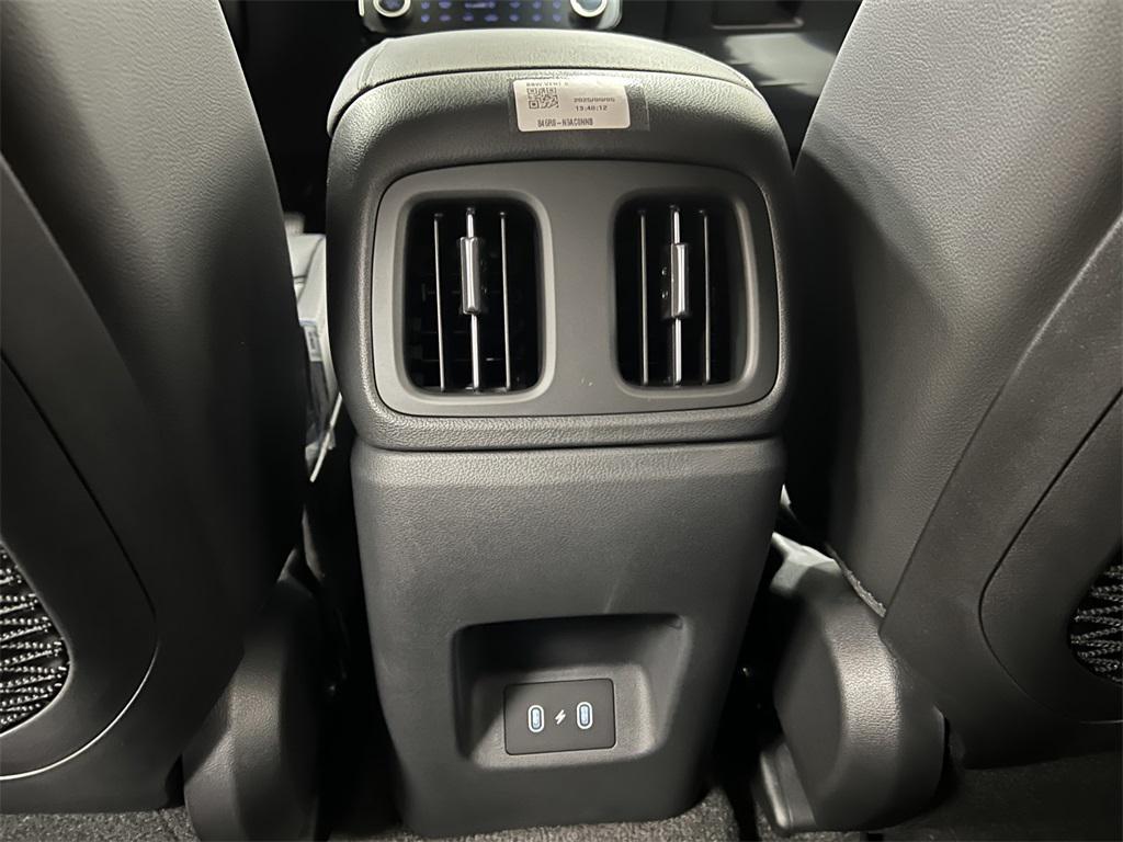 new 2025 Hyundai TUCSON Hybrid car, priced at $39,796