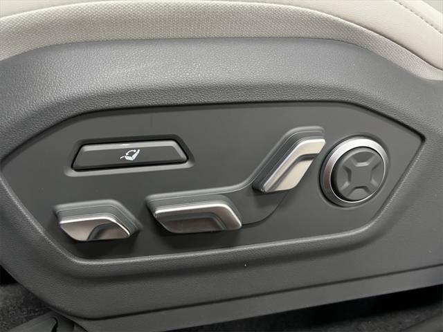 new 2025 Hyundai Santa Fe car, priced at $46,466