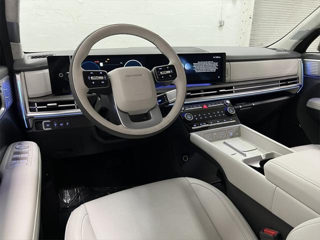 new 2025 Hyundai Santa Fe car, priced at $44,613