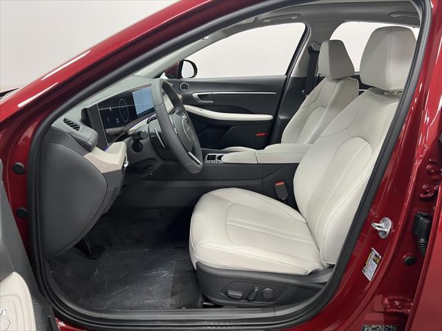 new 2025 Hyundai Sonata Hybrid car, priced at $37,904