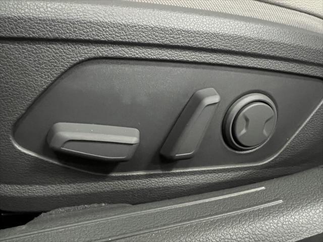 new 2025 Hyundai Sonata Hybrid car, priced at $37,904
