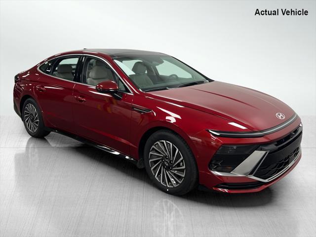 new 2025 Hyundai Sonata Hybrid car, priced at $37,404