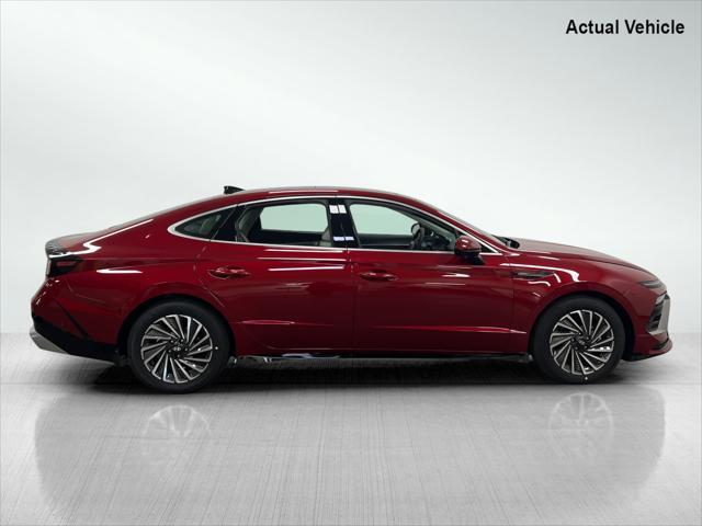 new 2025 Hyundai Sonata Hybrid car, priced at $37,904
