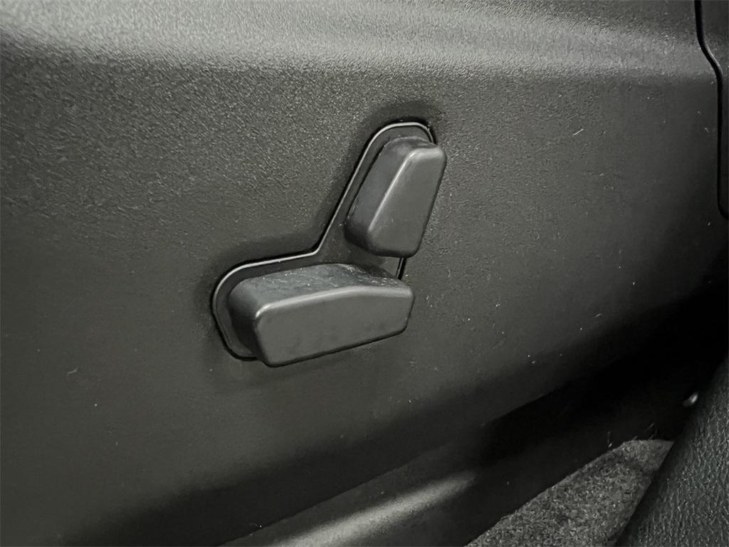 used 2018 Jeep Grand Cherokee car, priced at $17,193
